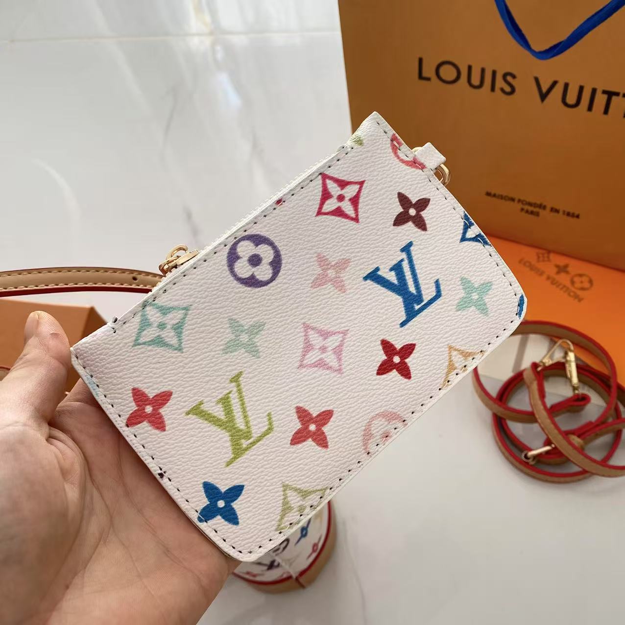 Louis Vuitton women's bag bucket bag shoulder bag luxury crossbody bag