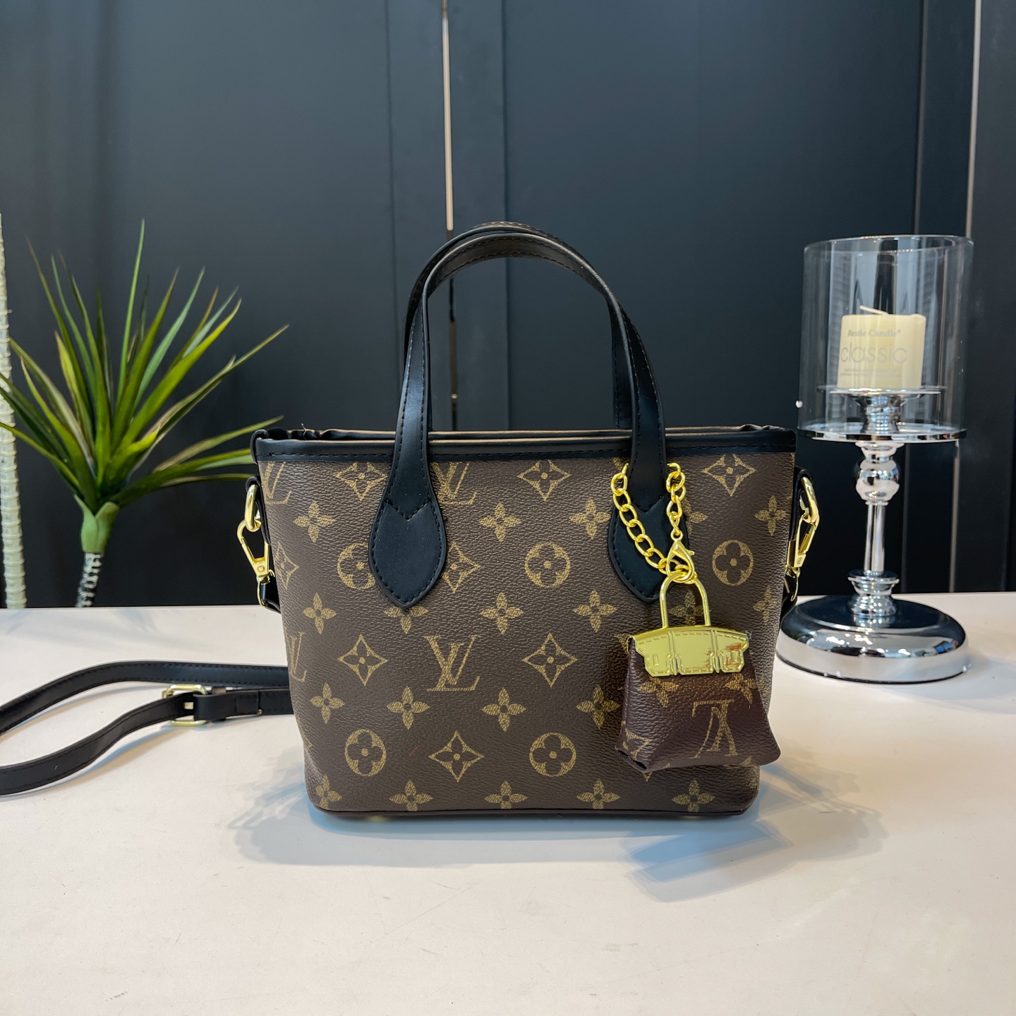 Louis Vuitton tote bag shoulder crossbody bag