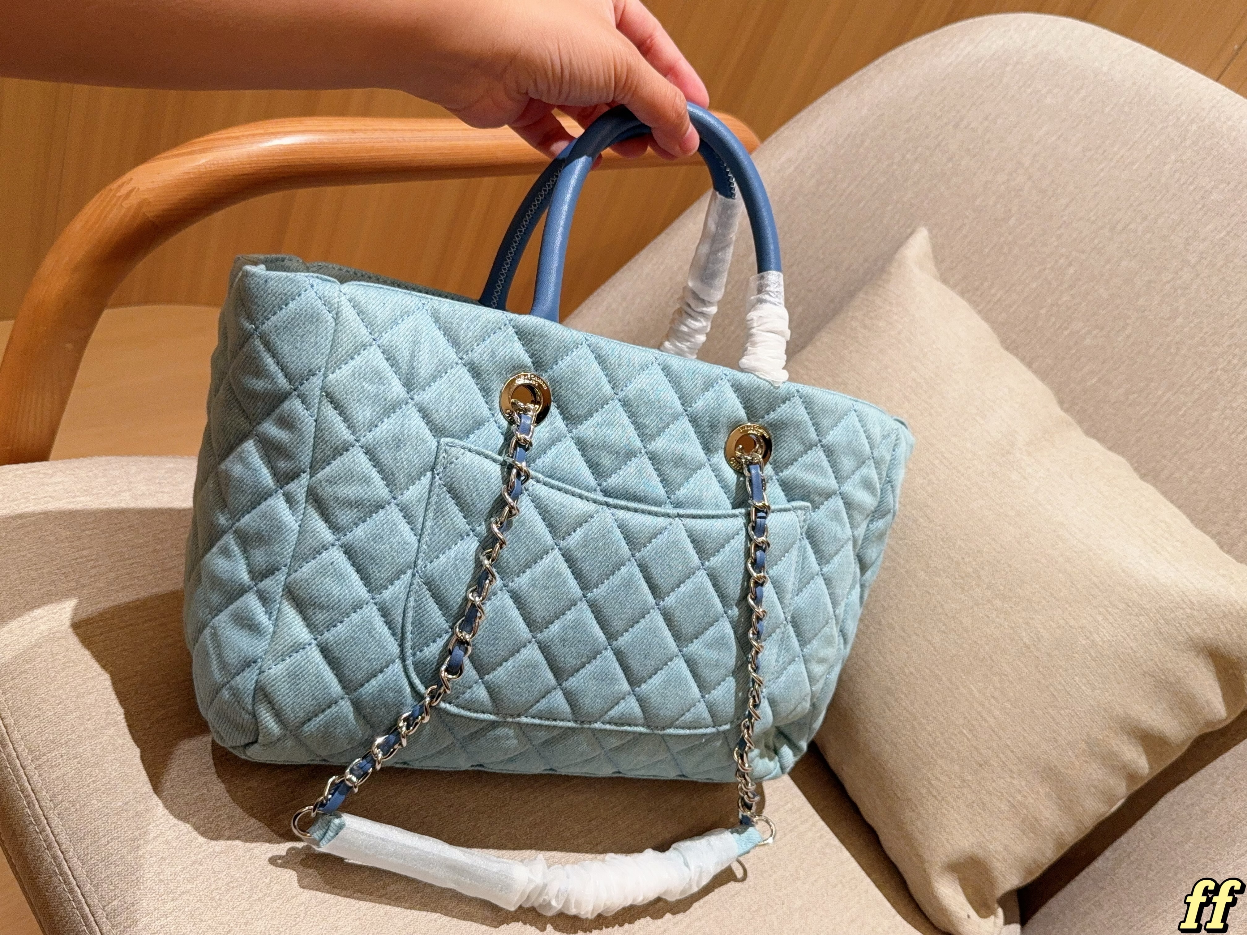 Chanel denim Tote bag