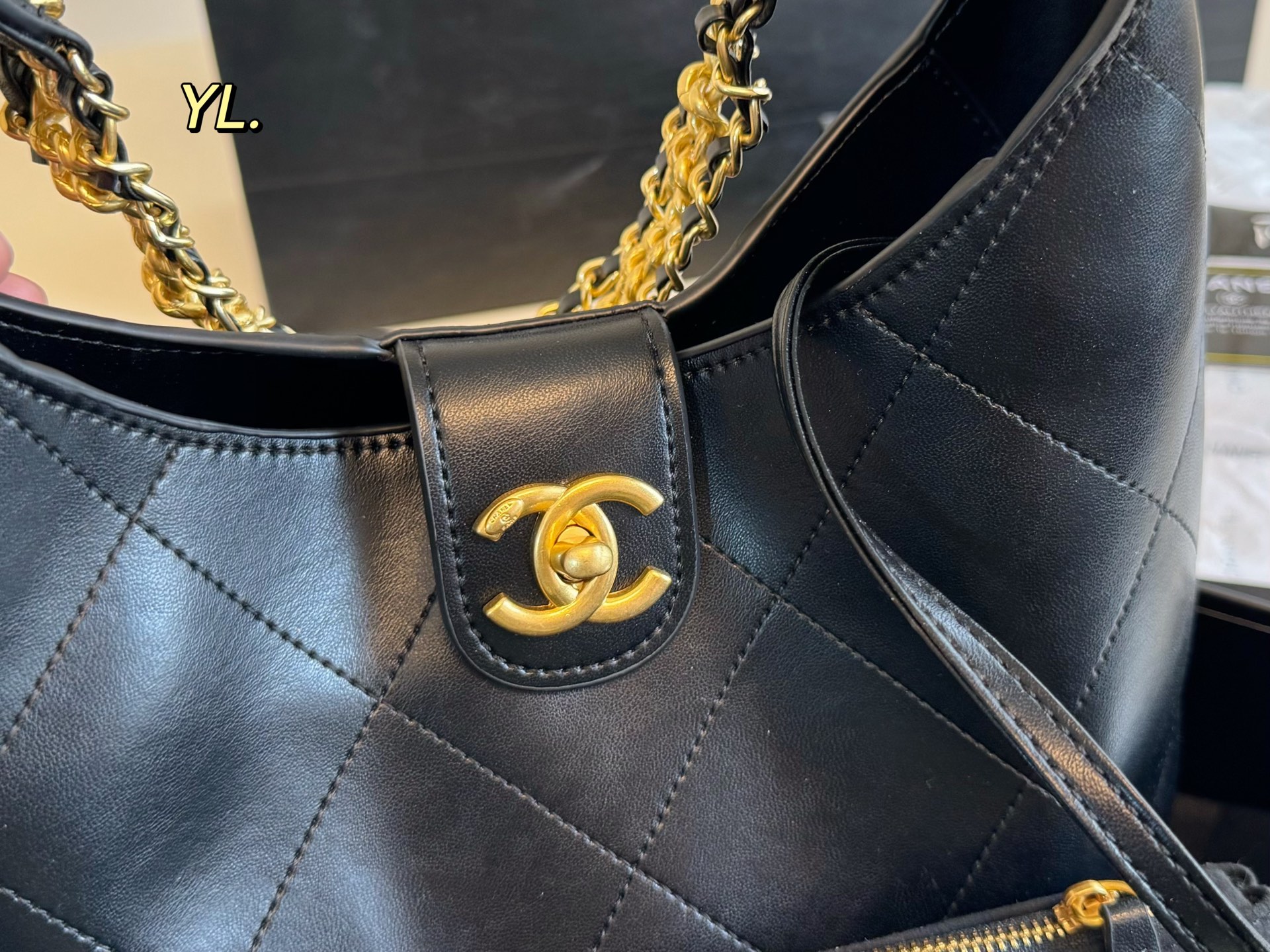 Chanel 25p hobo hippie bag