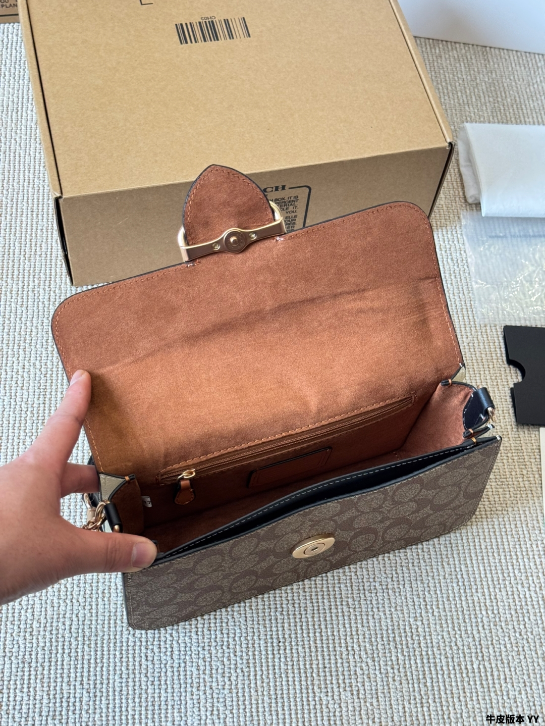 COACH's new baguette bag Morgan