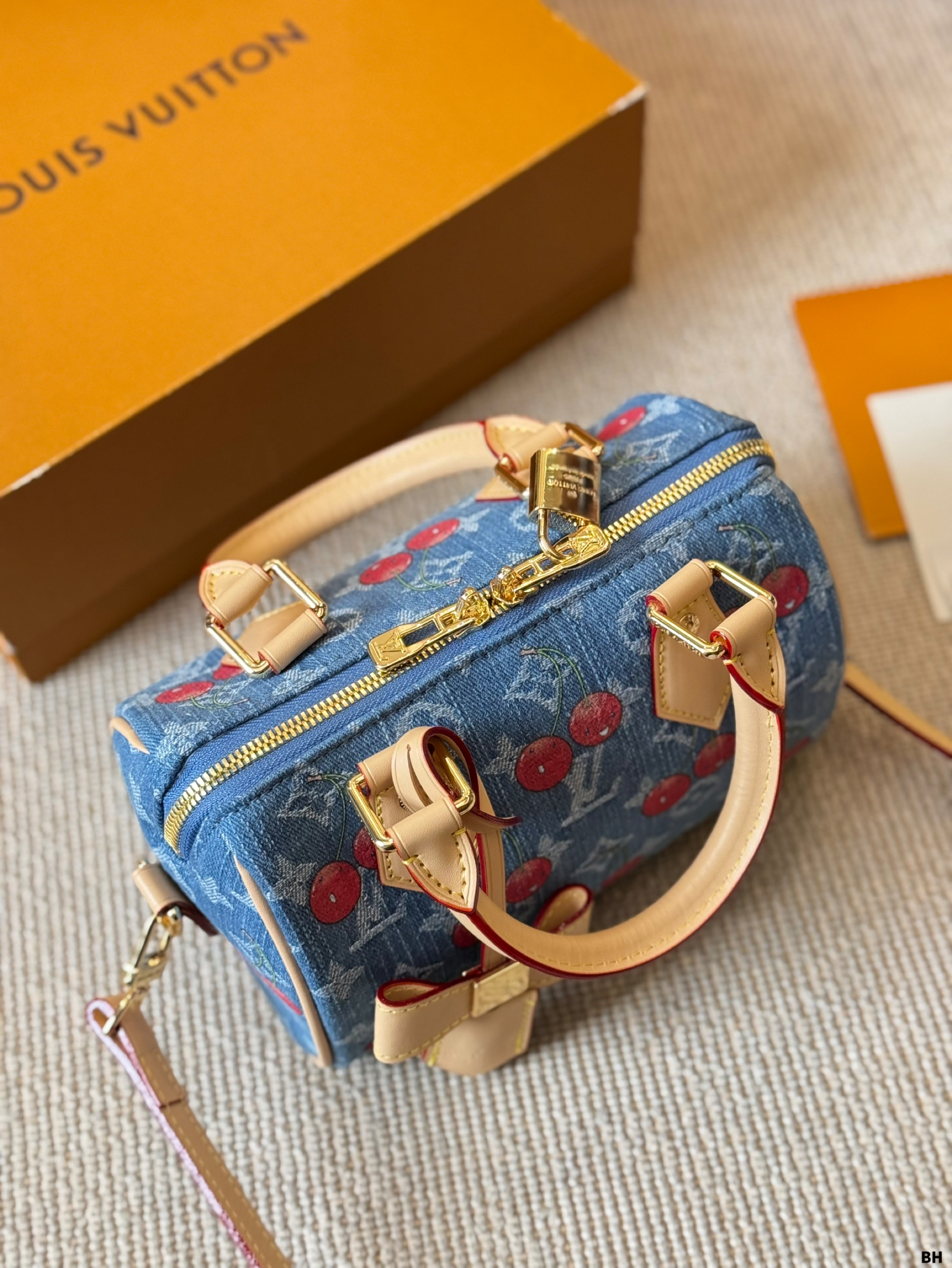 Lv Speedy 20 Cherry Print pillow bag
