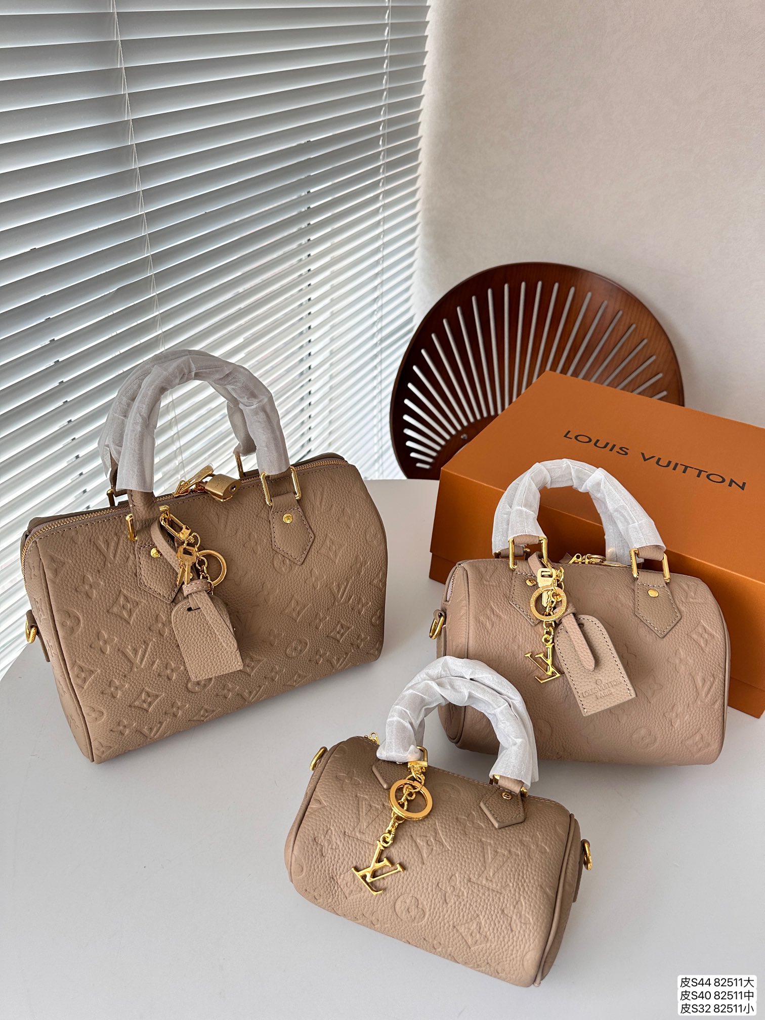 LV new speedy monogram shoulder bag