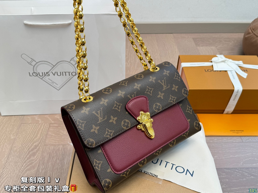 LV victoire chain bag