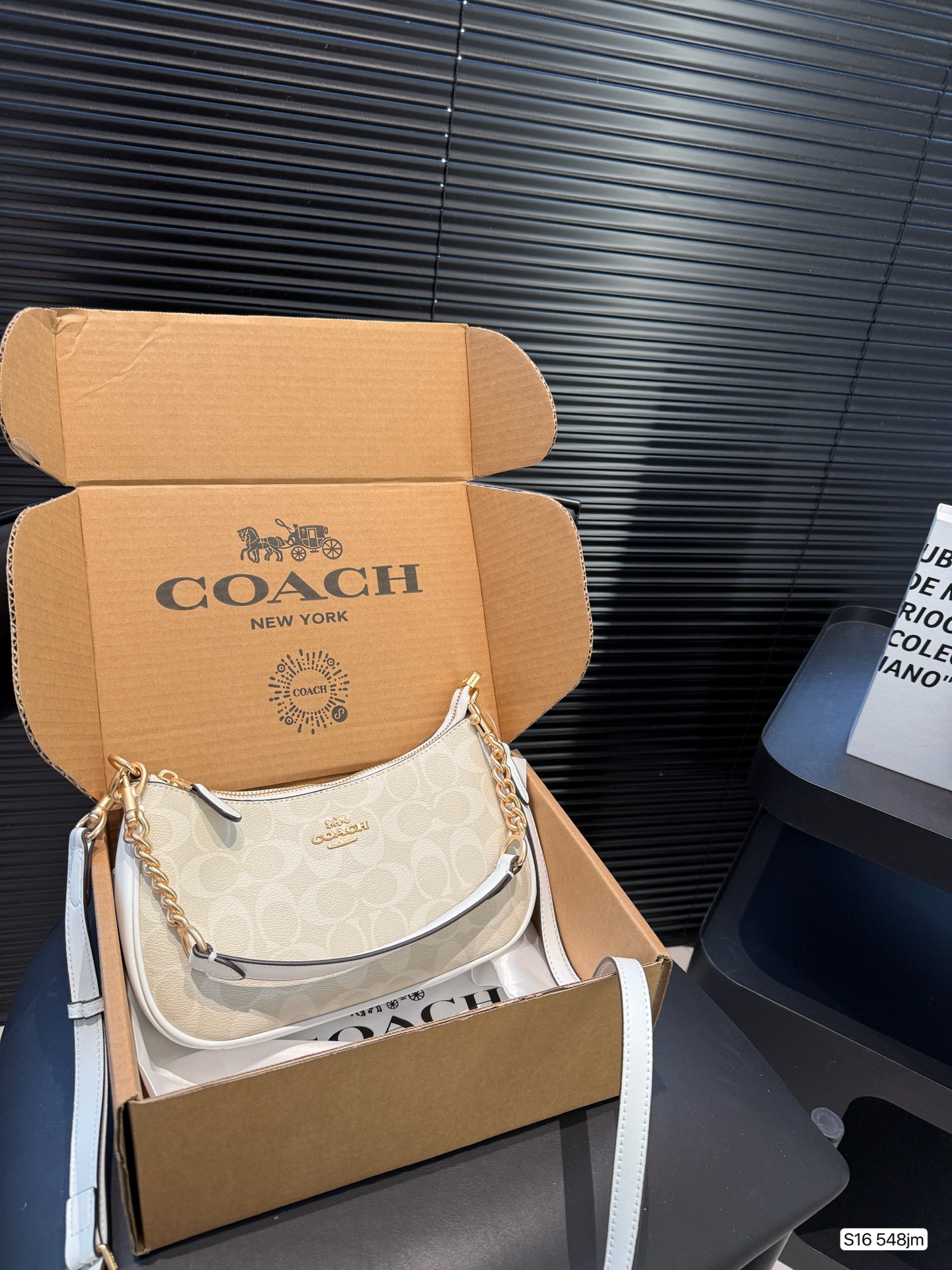 Coach chain crossbody shoulder bag