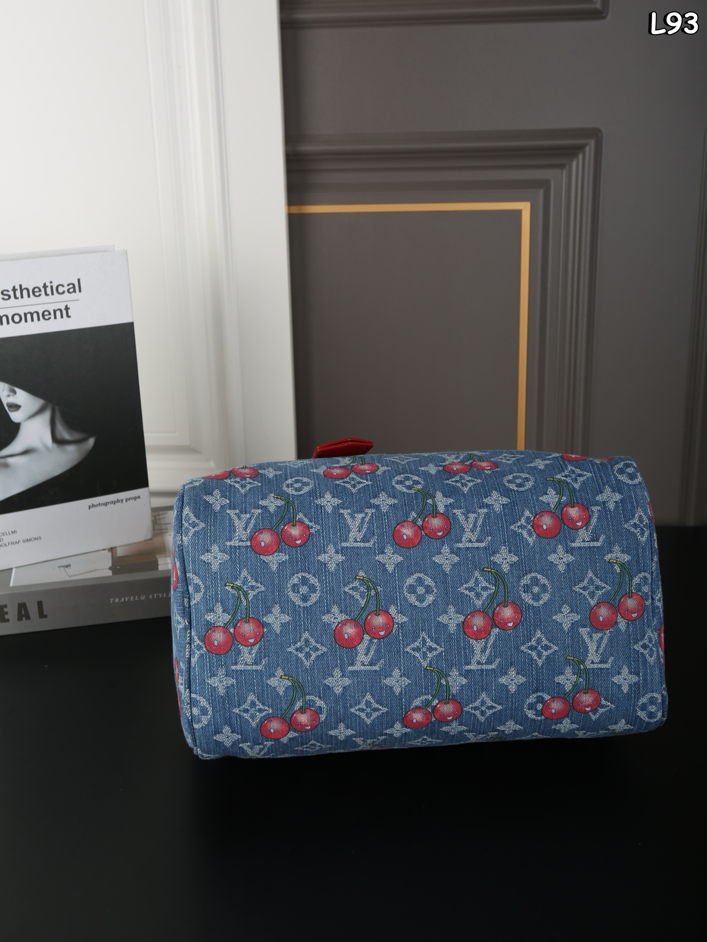 LV xTakashi Murakami cherry Pillowcase