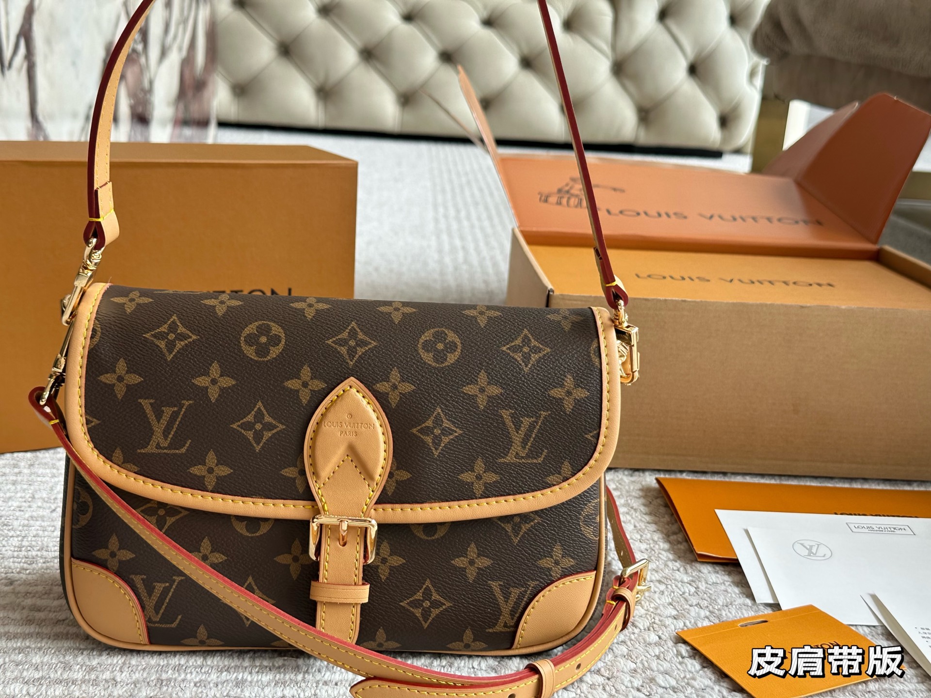 LV classic fashion baguette bag