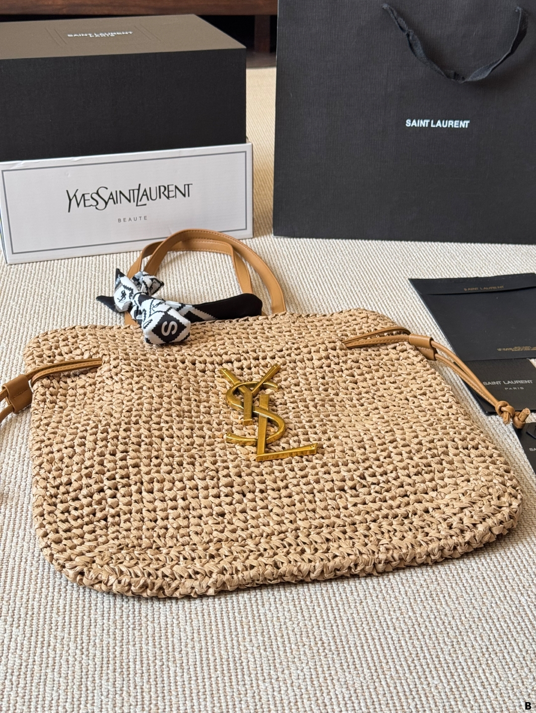 YSL woven tote bag casual and versatile