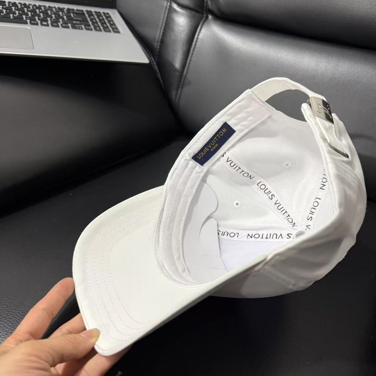 LV fashion baseball cap