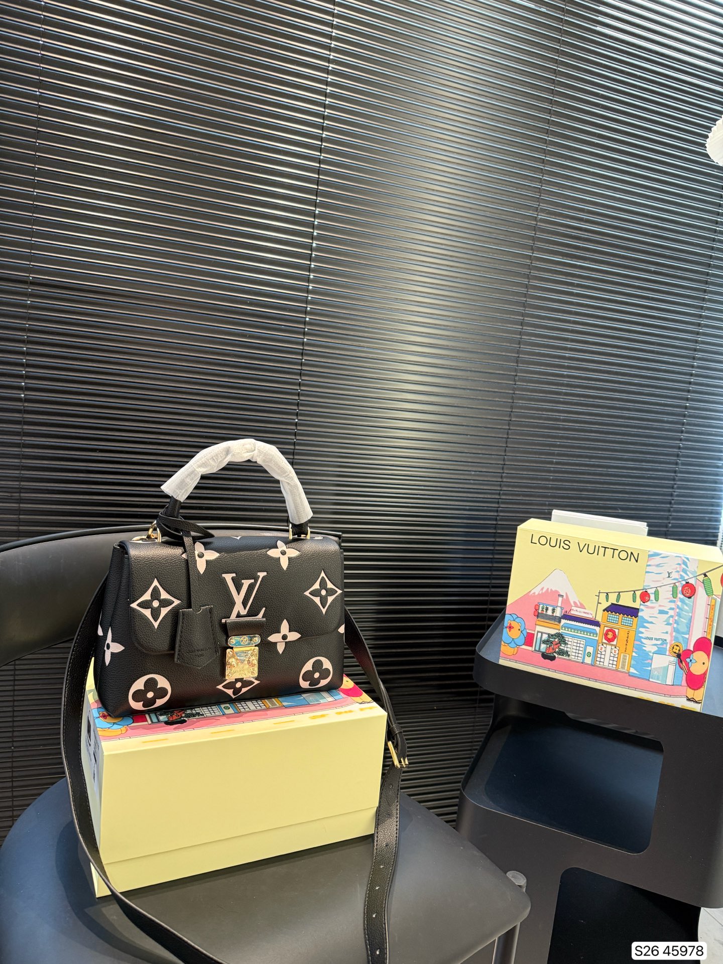 LV new messenger bag