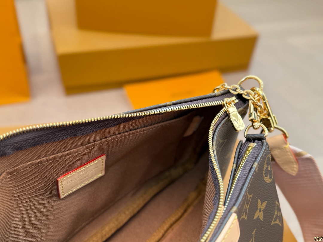 LV three-in-one mahjong bag