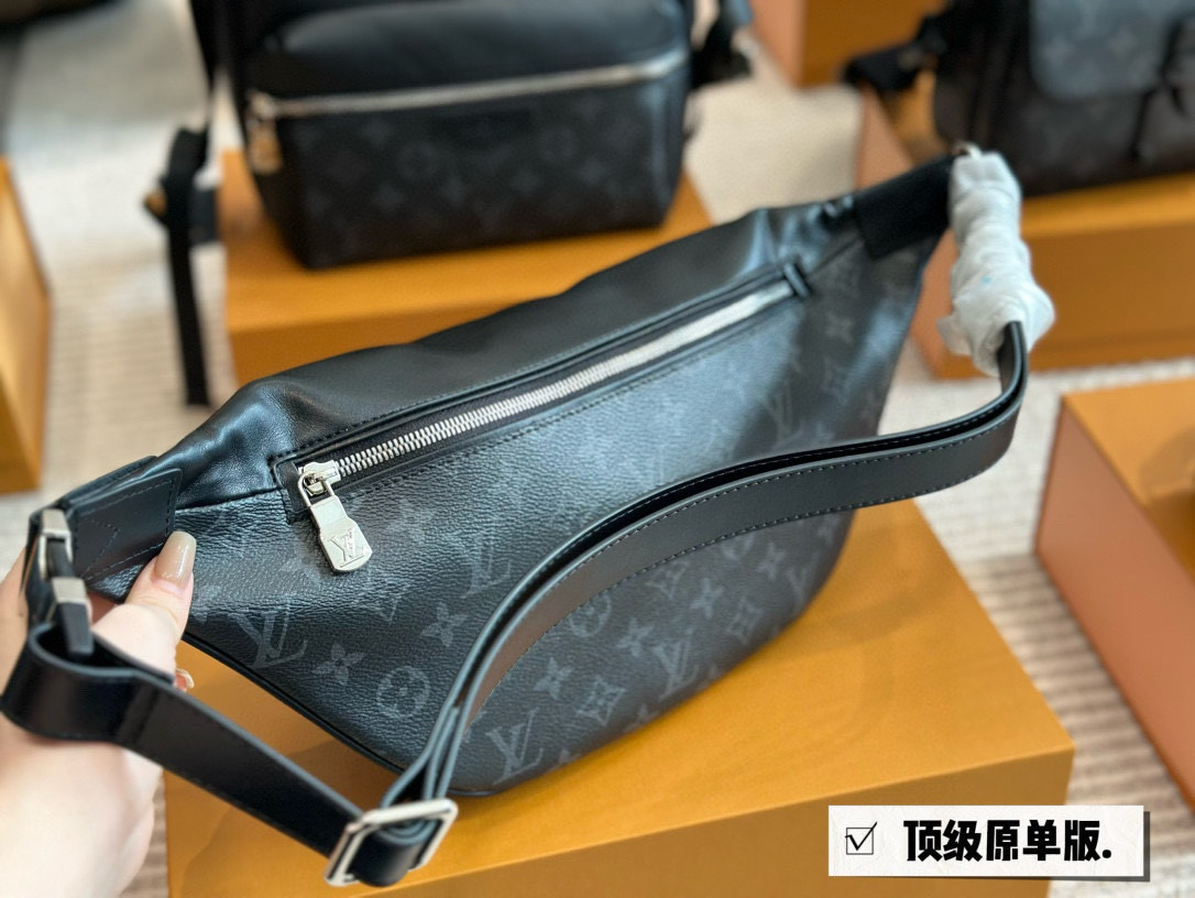 LV Fashion Chest Bag