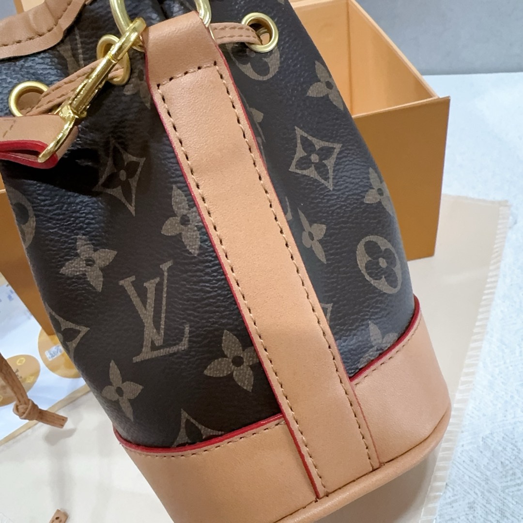 Louis Vuitton Retro Presbyopia Drawstring Mini Bucket Bag Versatile Shoulder Crossbody Bag Handheld Women's Bag