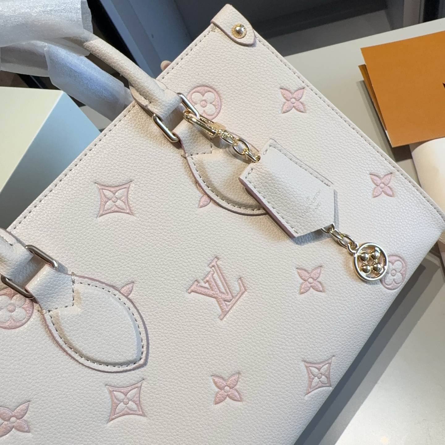 LV Strawberry Milk Series Tote Bag High Version