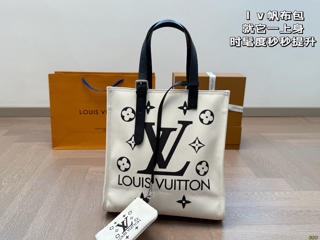 LV canvas bag is fashionable and cute