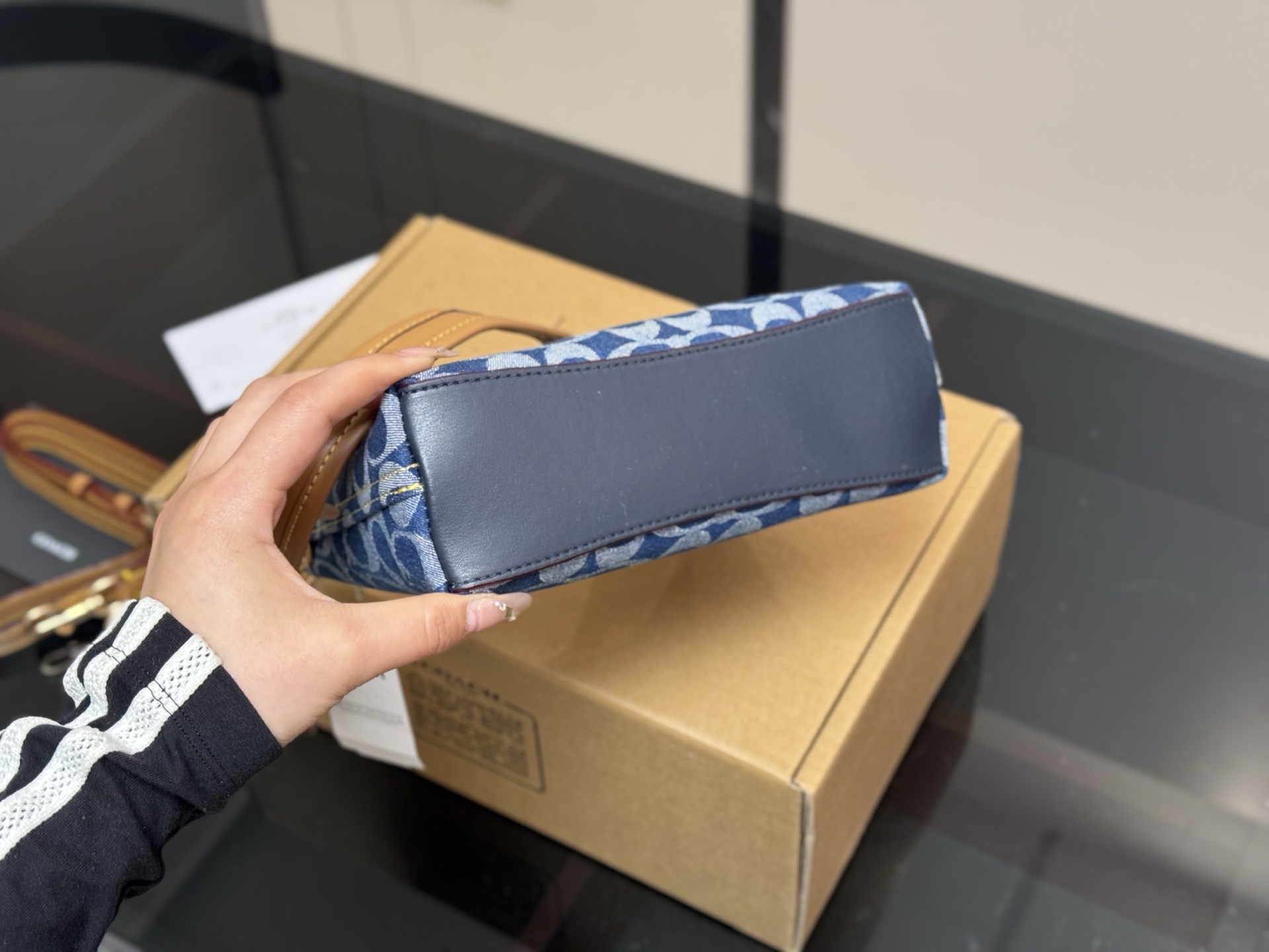 Coach mini Laurel Hobo bag