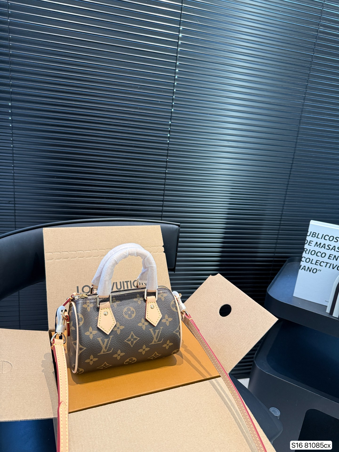 LV speedy mini shoulder bag 16cm