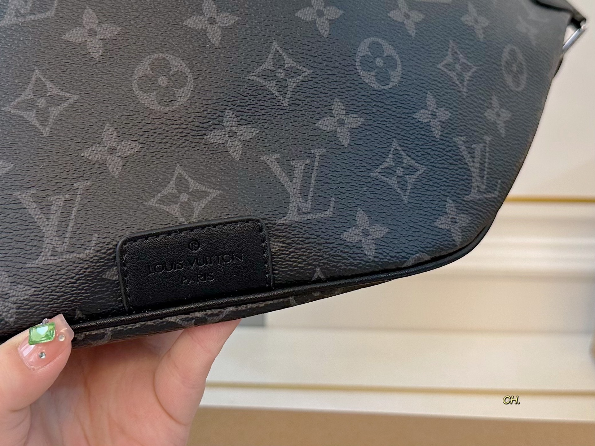 LV discovery black flower waist bag chest bag