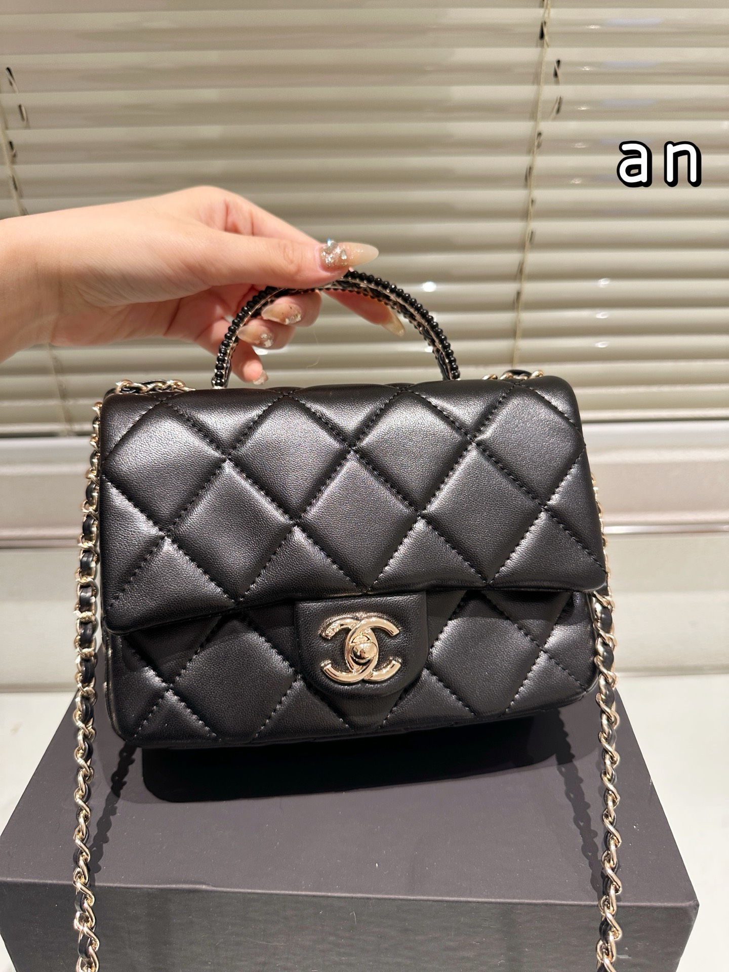 Chanel cf handbag