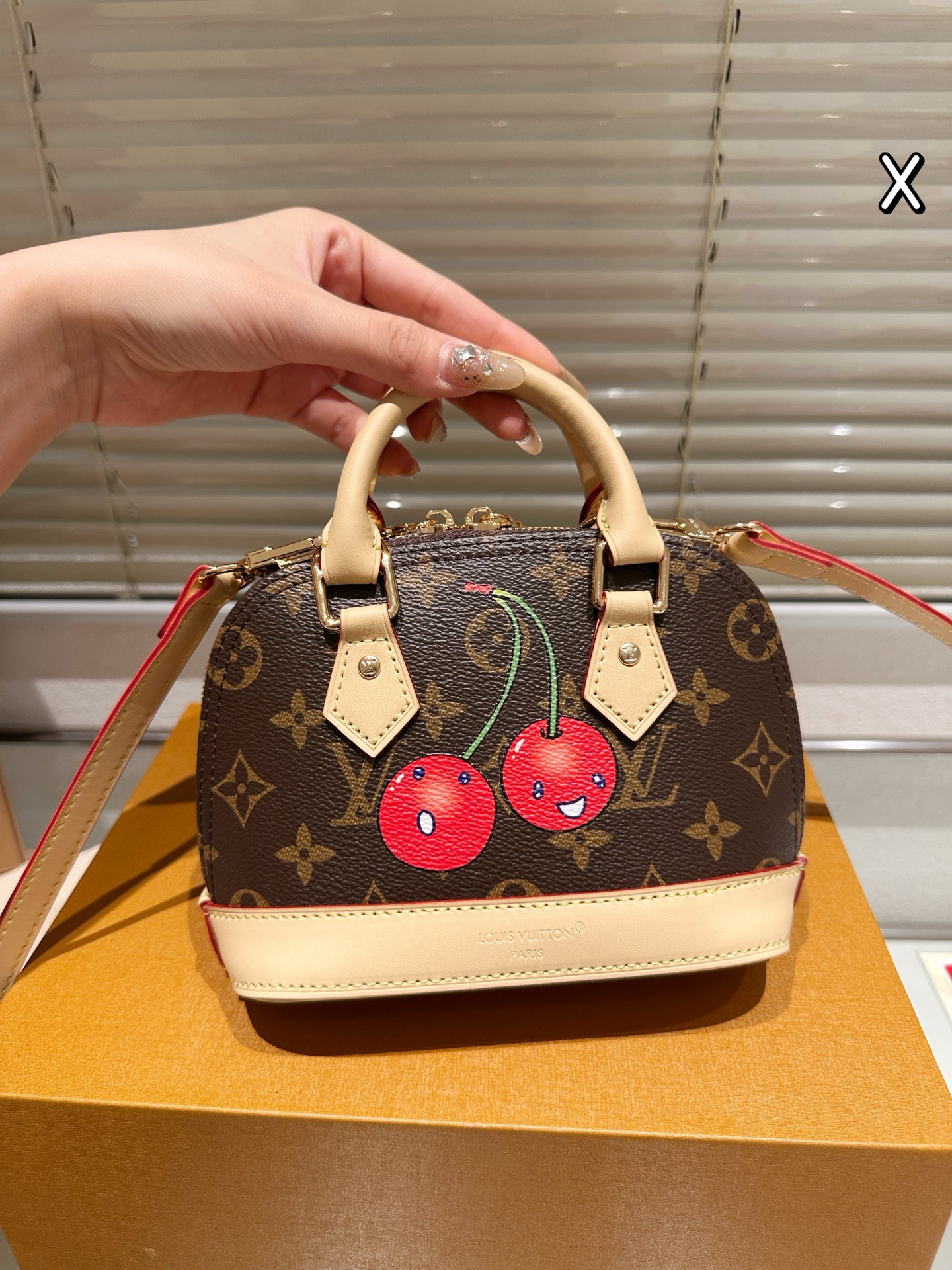 Lv alma bb Cherry printed shell bag