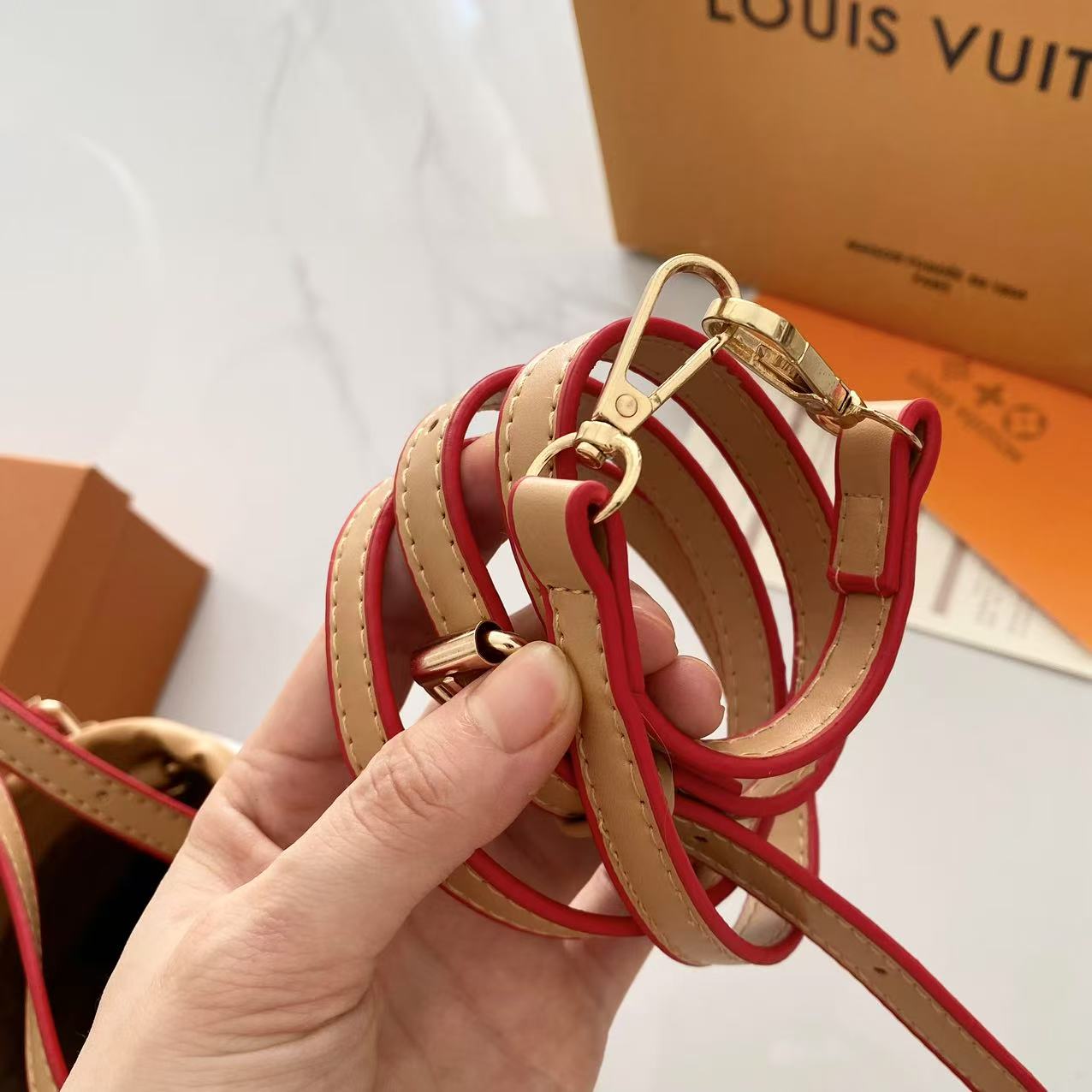 Louis Vuitton women's bag bucket bag shoulder bag luxury crossbody bag