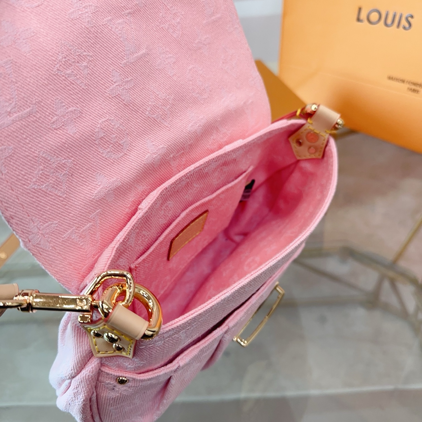 Lv Cowboy Yuanbao Sunset