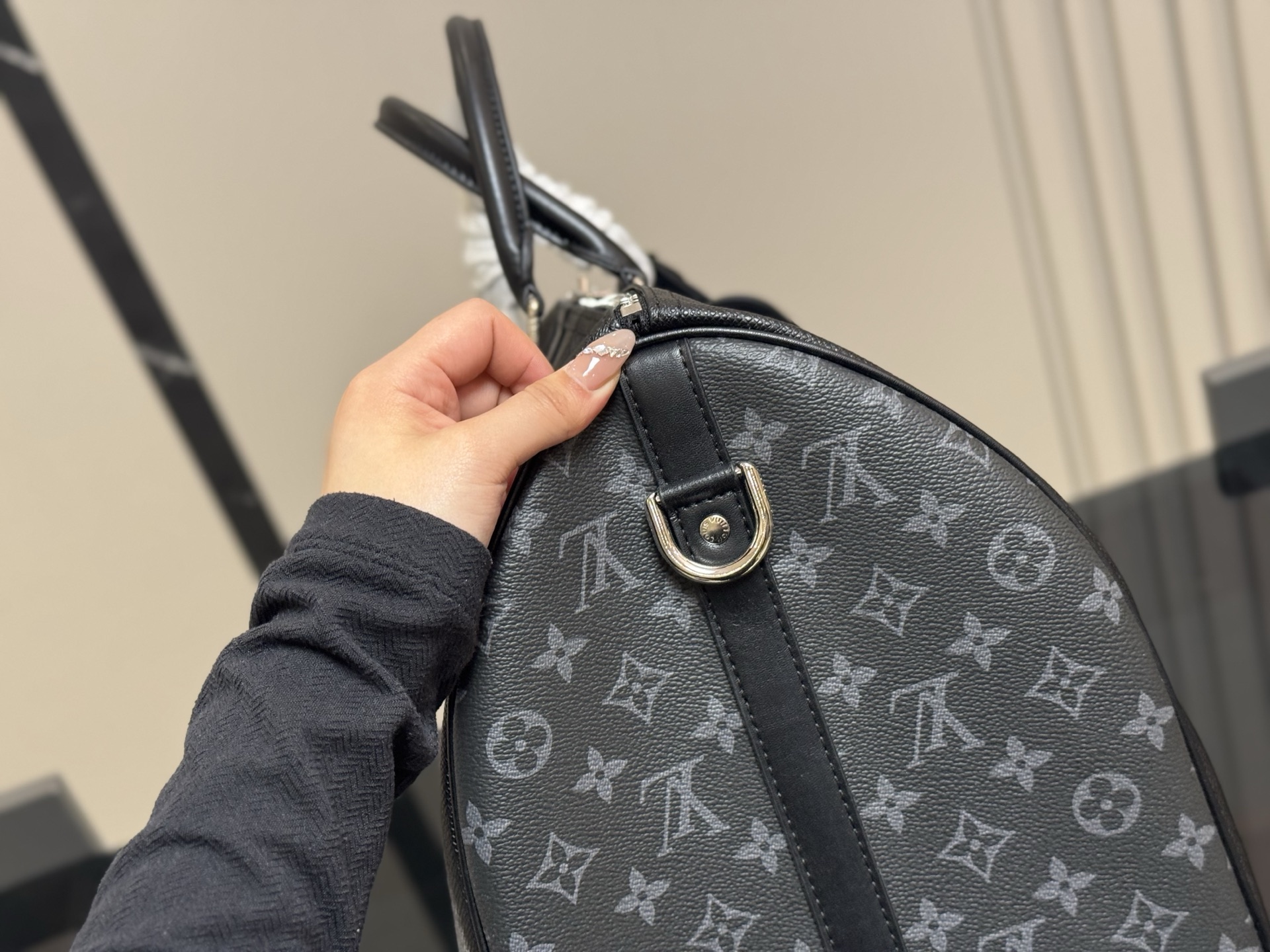 LV super cool Keepall travel bag