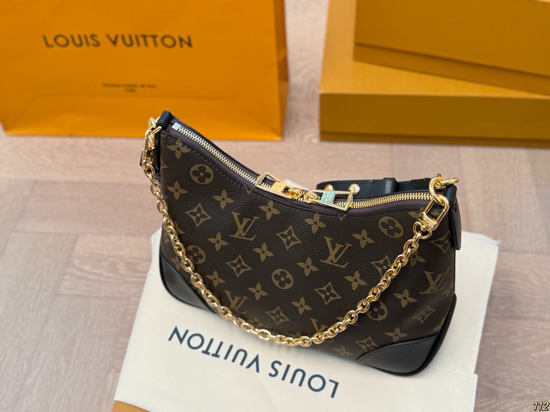 LV croissant top version