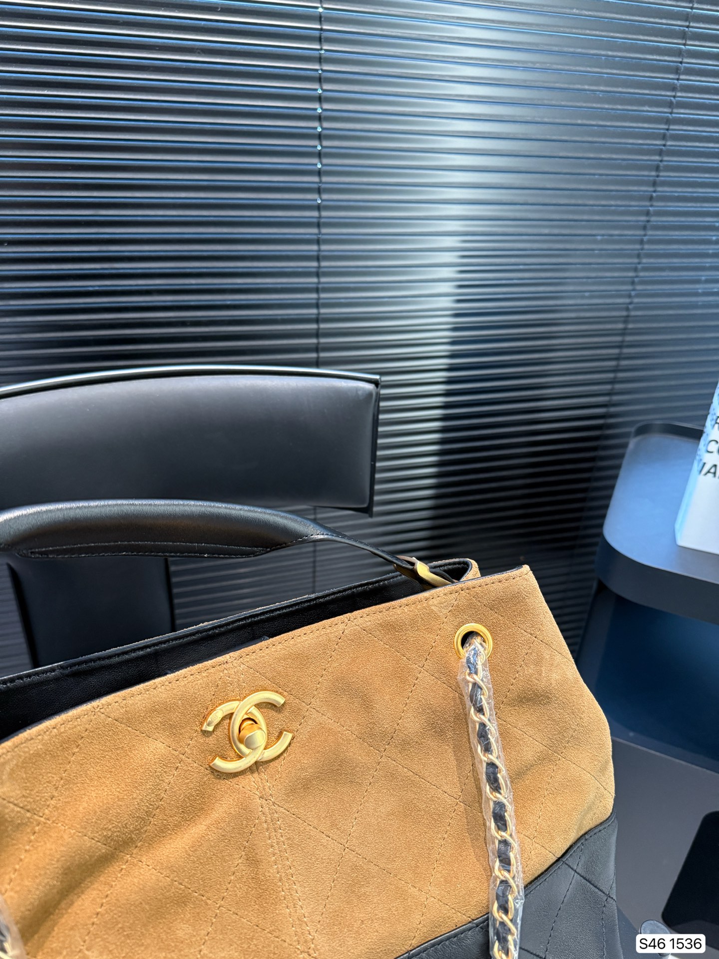 Chanel 25s single-shoulder crossbody bag