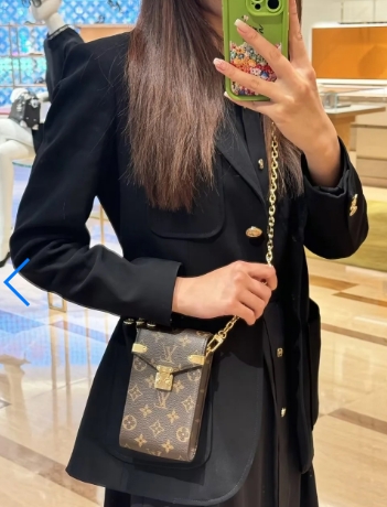 LV mobile phone bag old flower new style