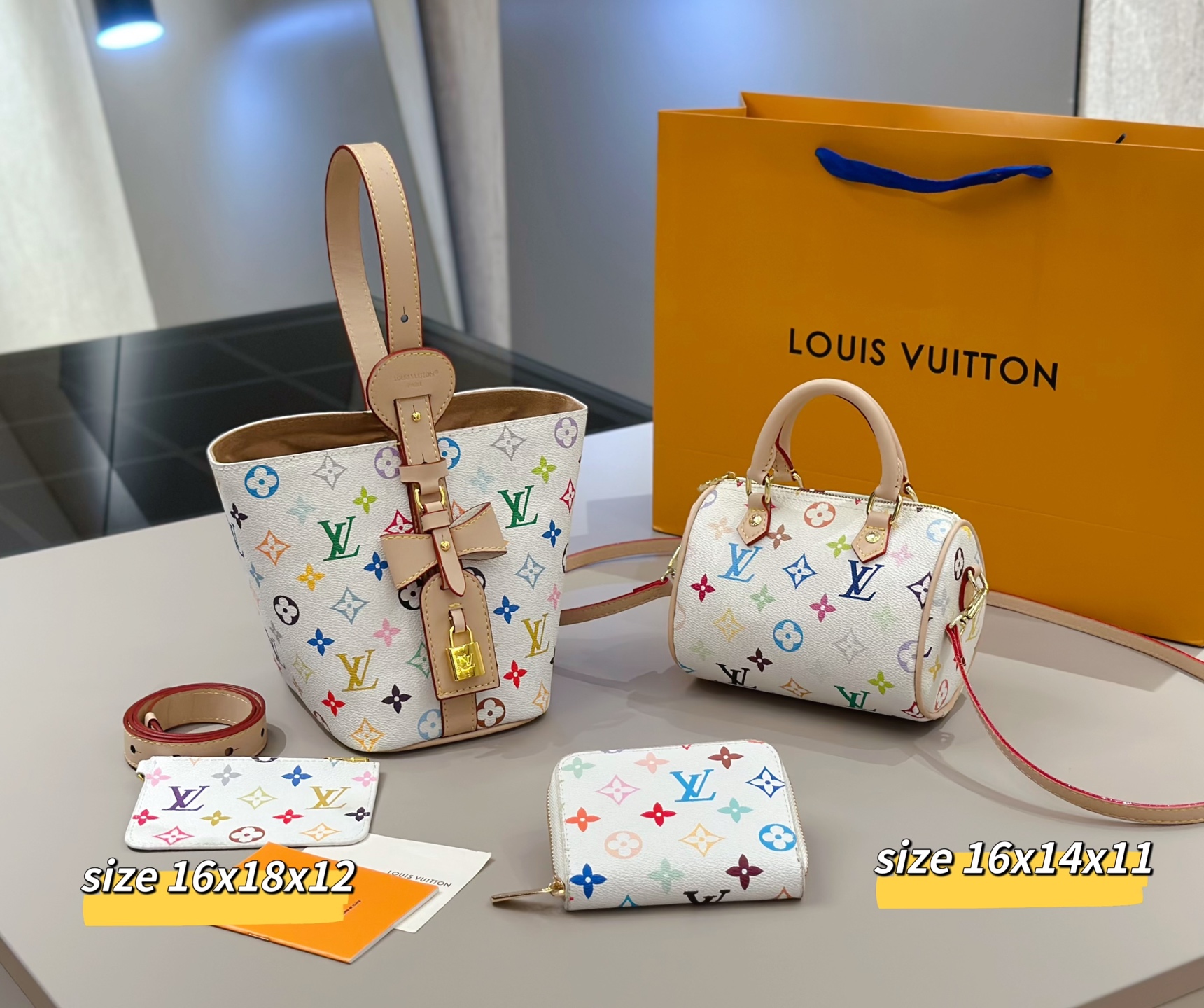 LV white Tricolor three-piece set