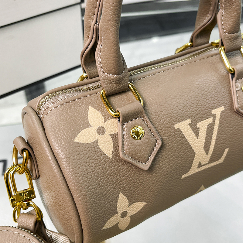 Louis Vuitton new shoulder handbag