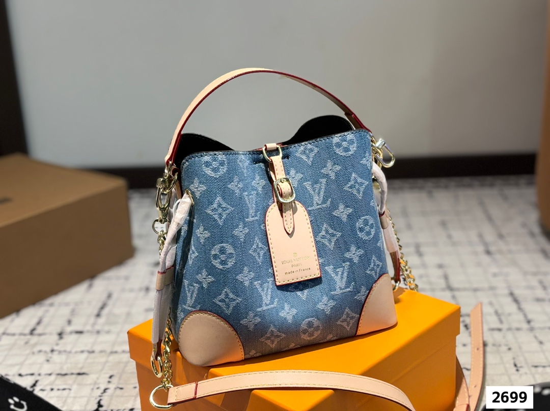 LV crossbody tote bag