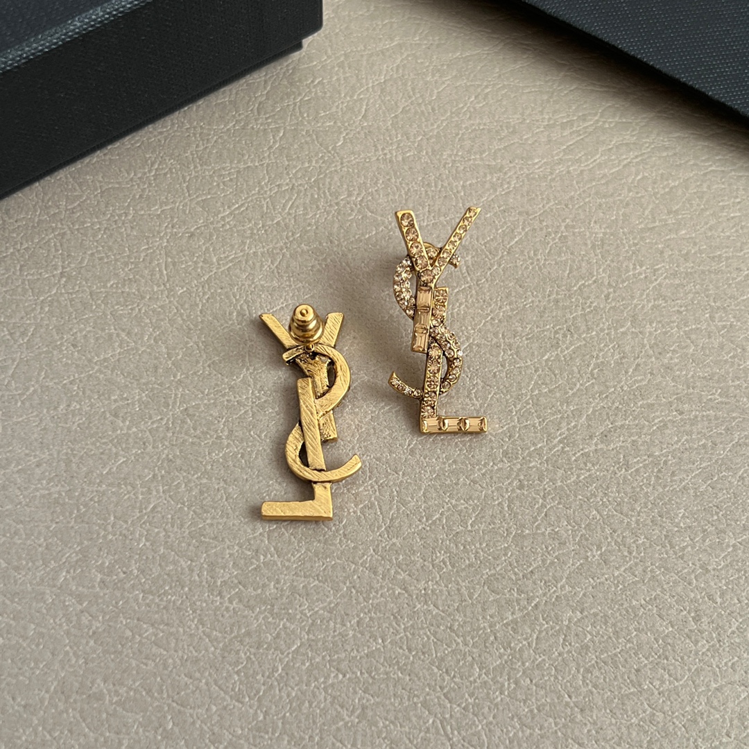 Earrings earrings letter style 2025 hot style high-end light luxury design for women