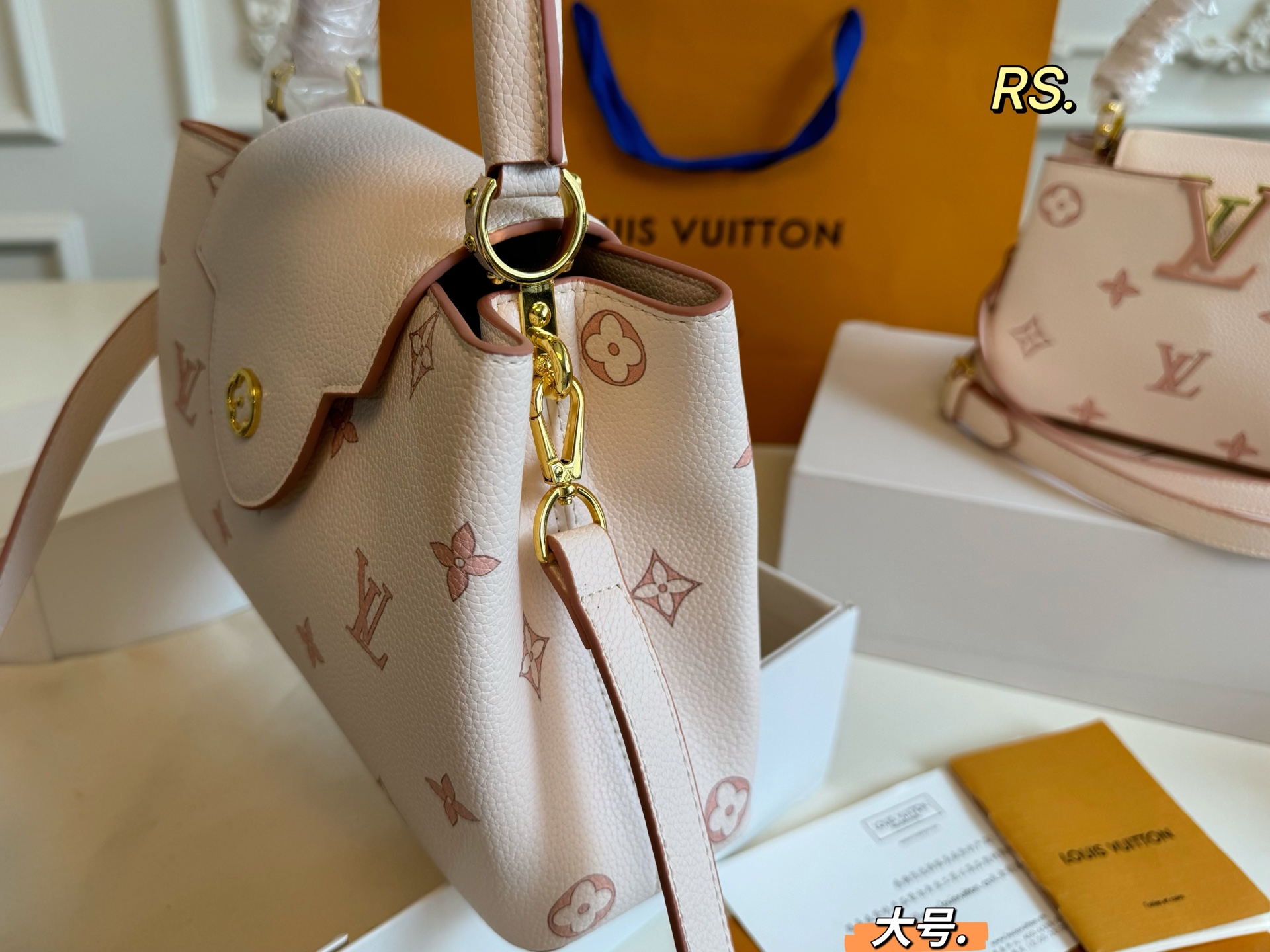 LV Capucin Fashion Handbag