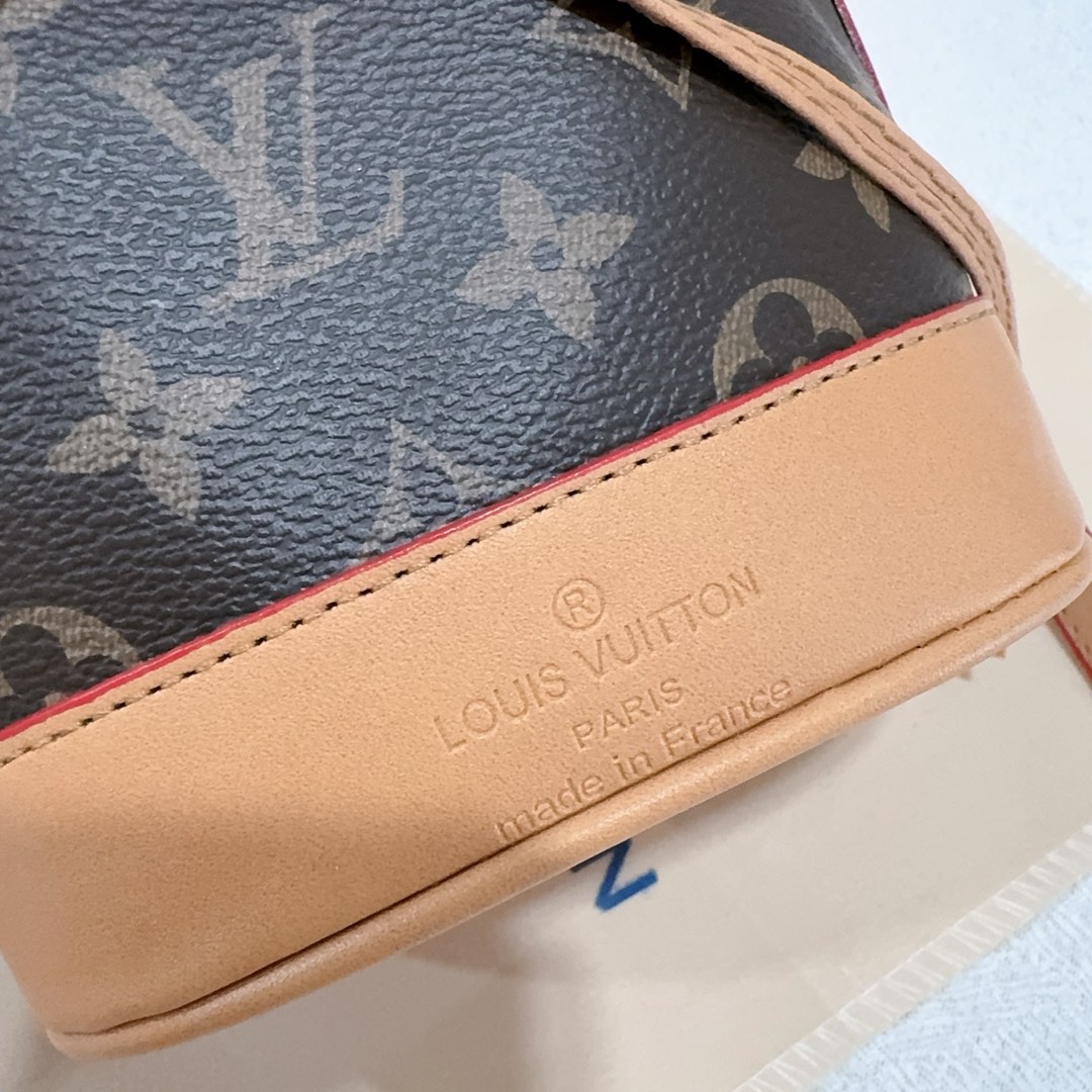 Louis Vuitton Retro Presbyopia Drawstring Mini Bucket Bag Versatile Shoulder Crossbody Bag Handheld Women's Bag