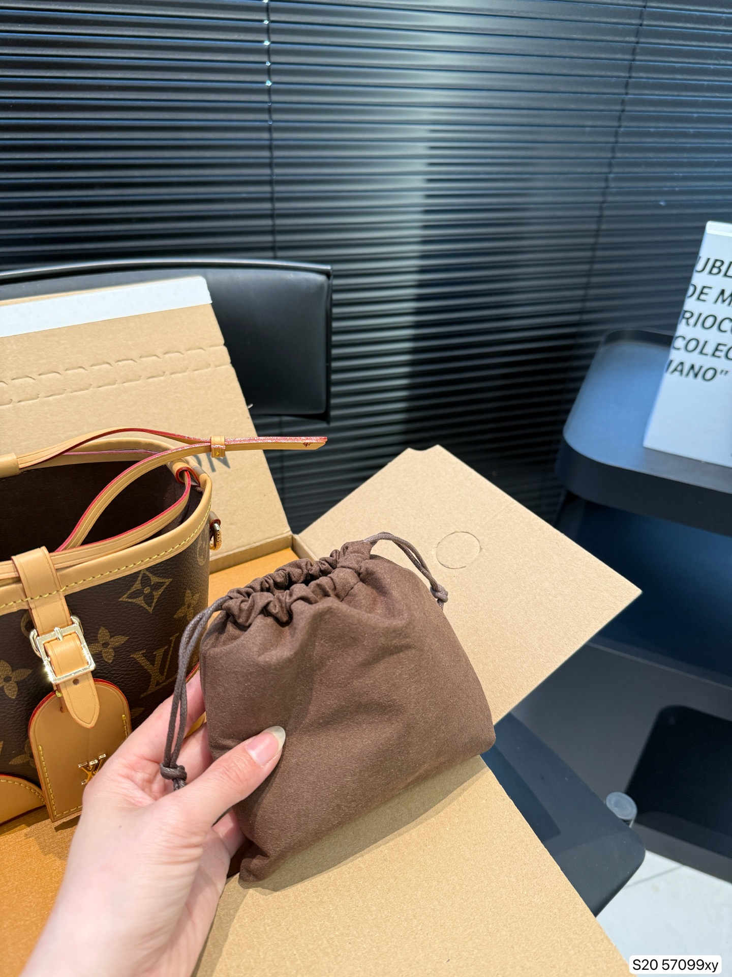 LV Mini monogram small bucket bag