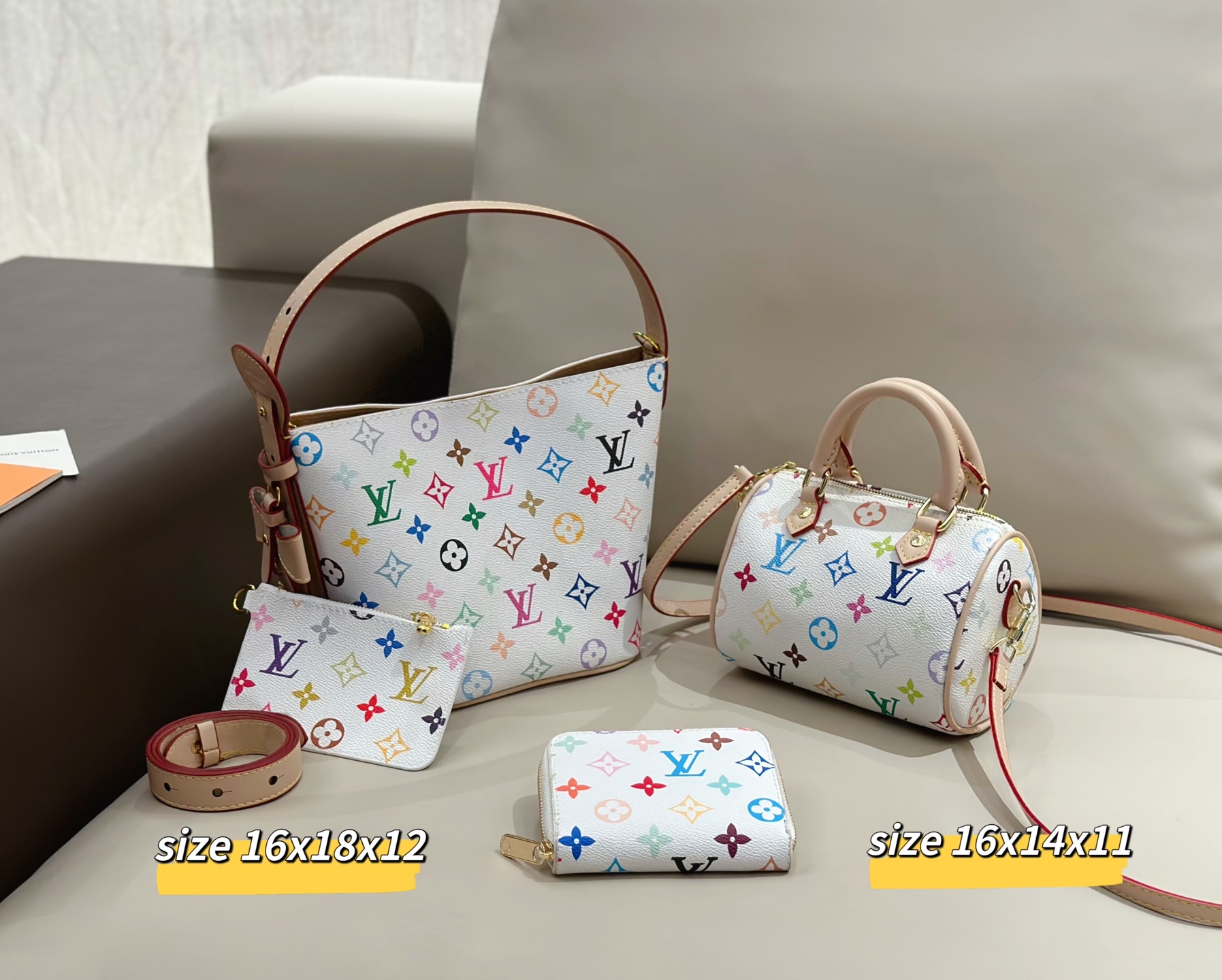 LV white Tricolor three-piece set