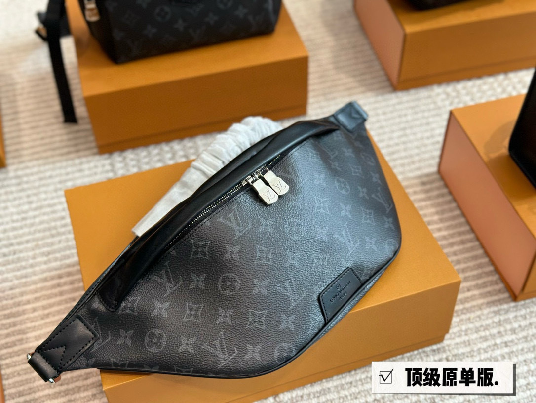 LV Fashion Chest Bag