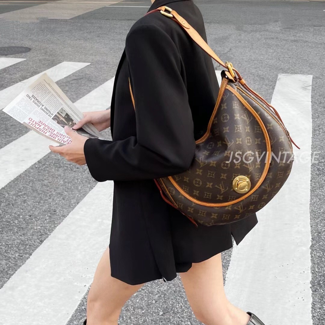 LV Second-hand Bag Underarm Bag Fashion Classic