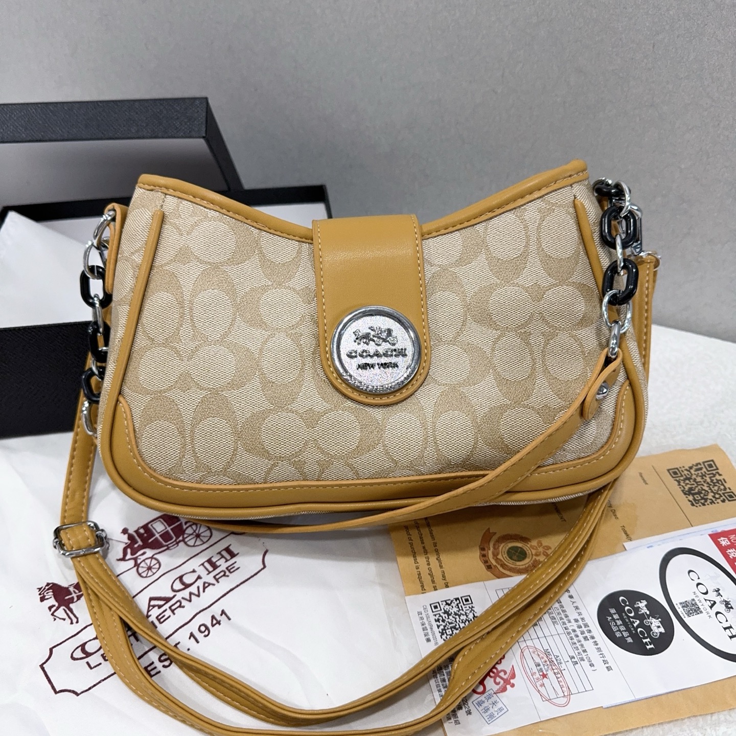 Coach shoulder crossbody bag