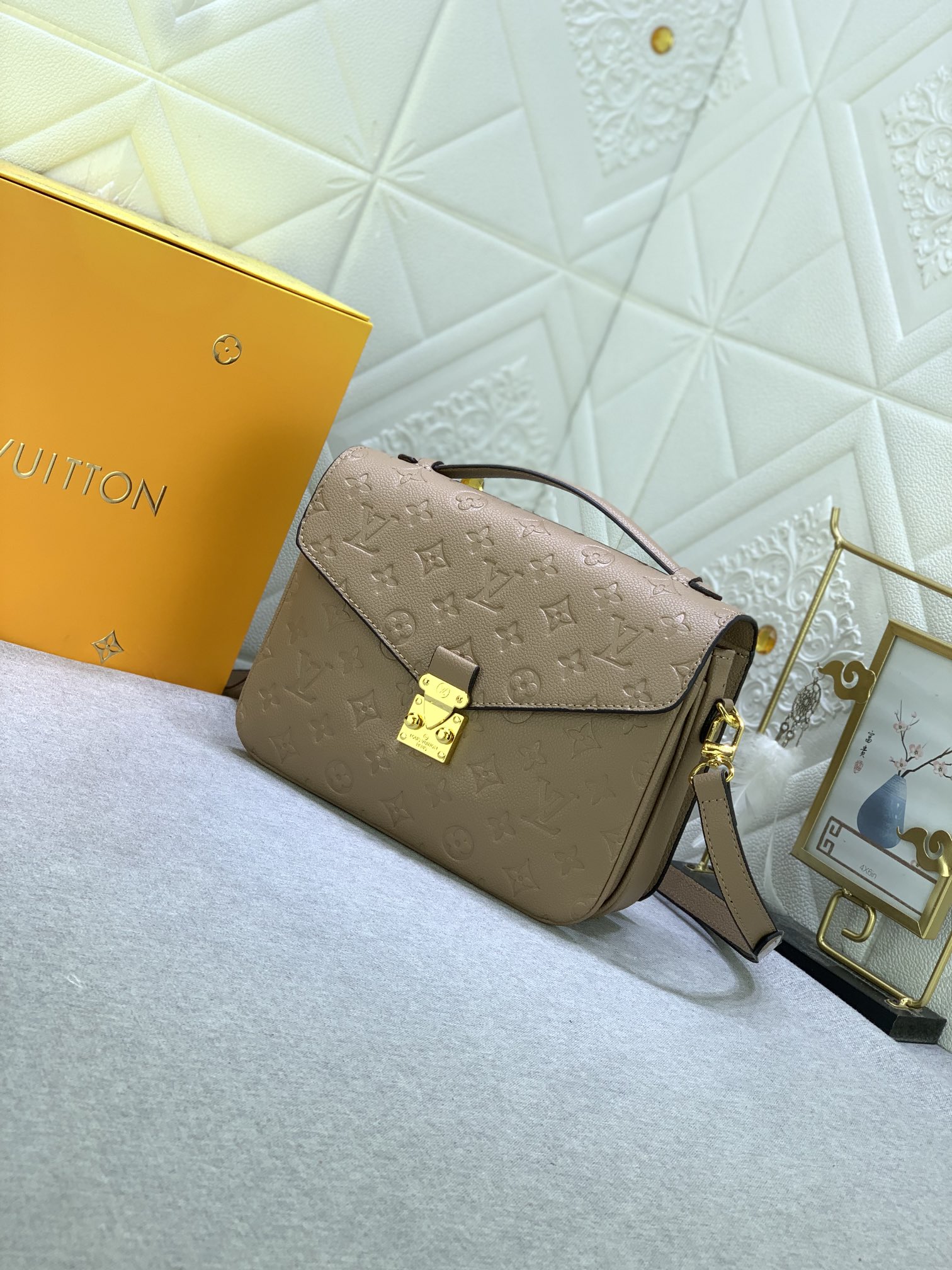 LV Pochette Métis Monogram Empreinte bag