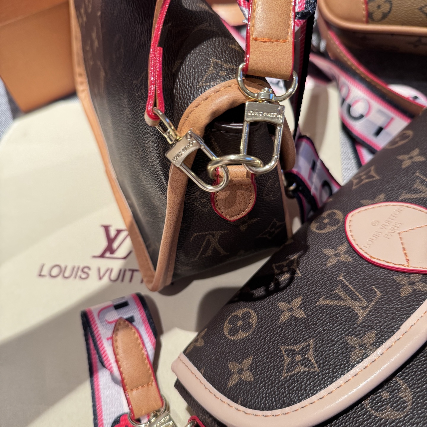 Louis Vuitton classic baguette shoulder crossbody bag