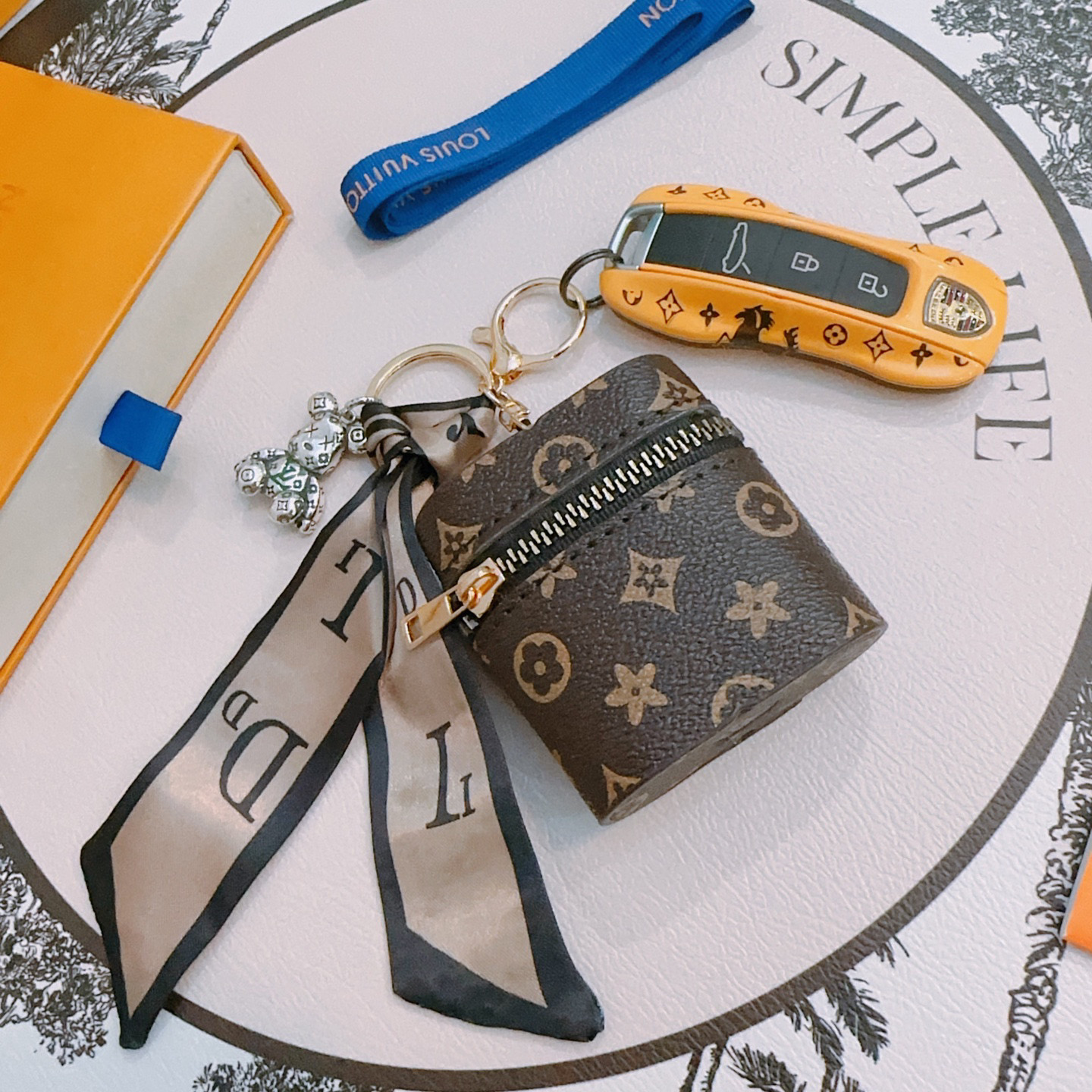 LV keychain bag buckle