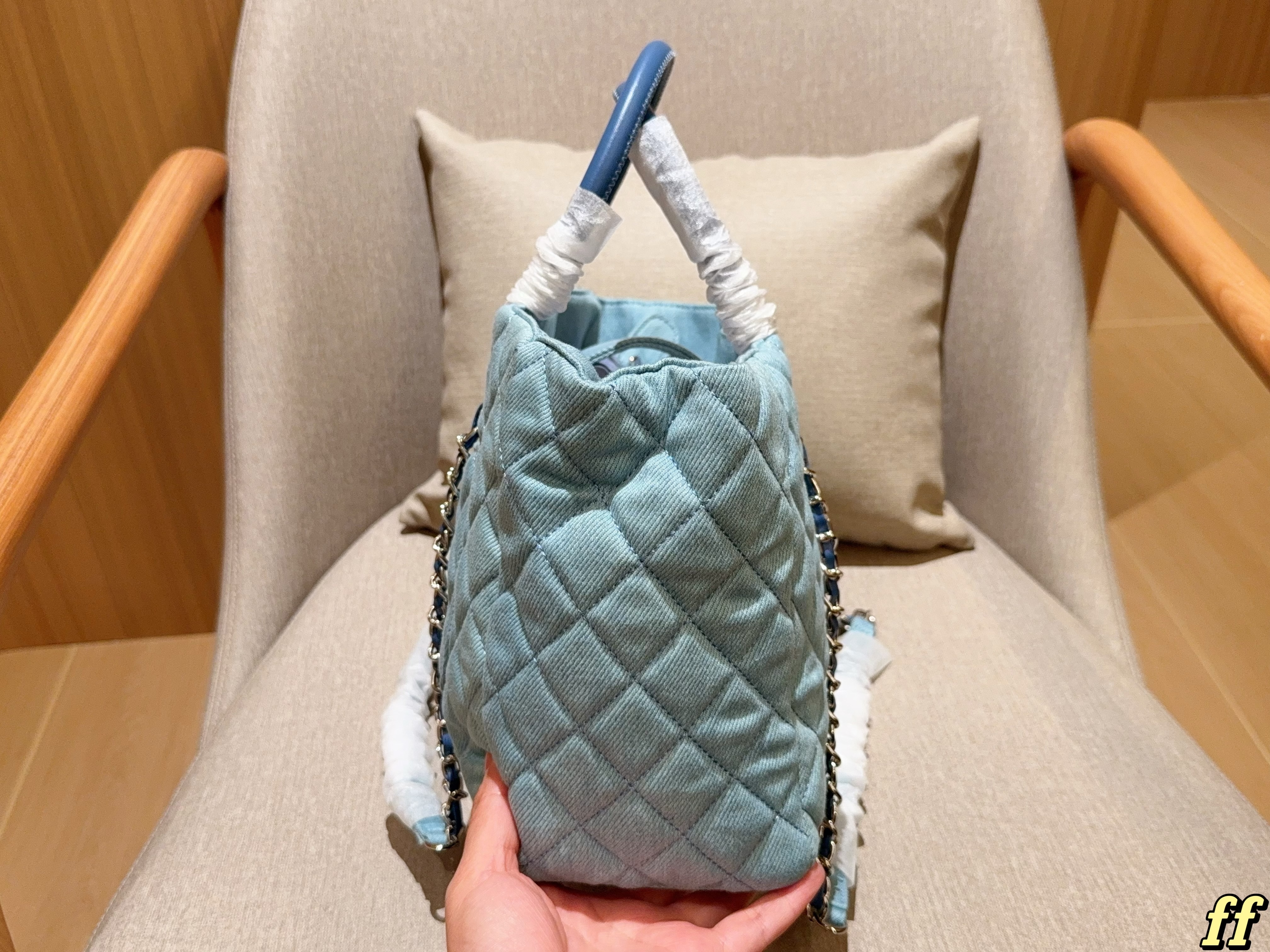 Chanel denim Tote bag