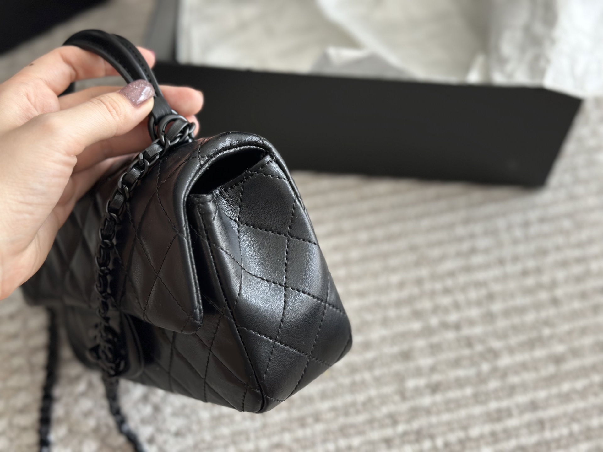 Chanel 23K cf chain shoulder bag