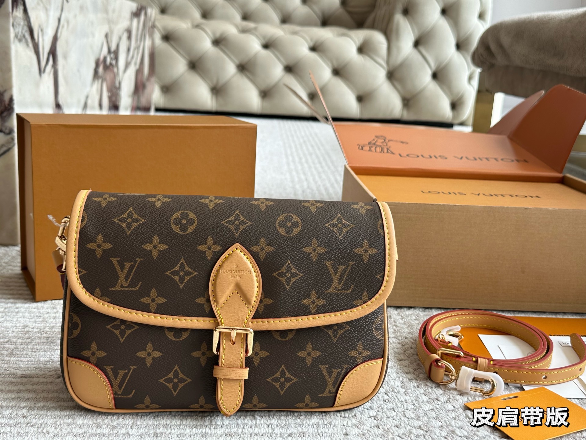 LV classic fashion baguette bag