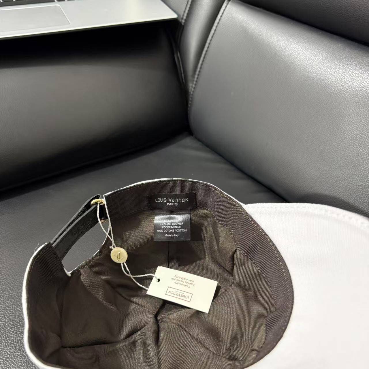 LV new original baseball cap