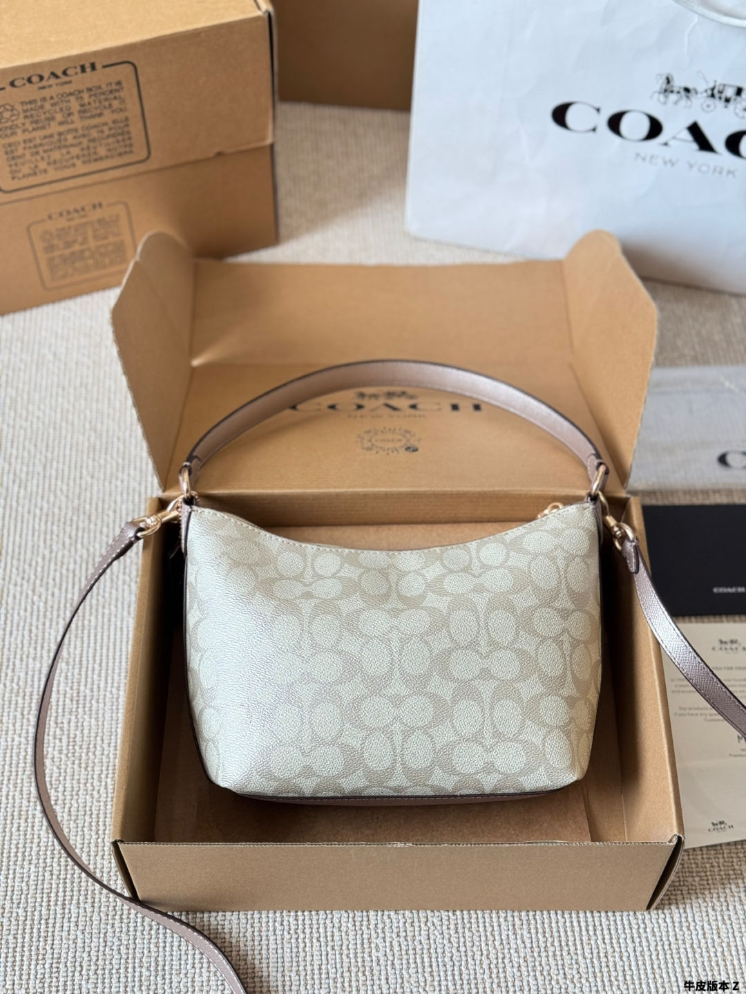 Coach new zip top armpit crossbody bag for women