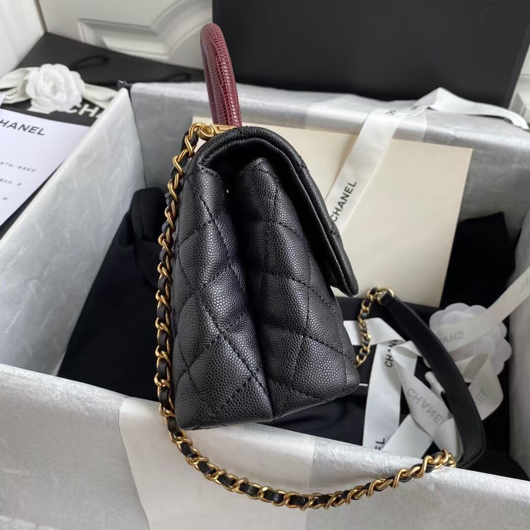Top version chanel shoulder leather bag